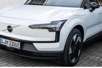 Volvo EX30 3.500 km 38.950 &euro; Düsseldorf 40549