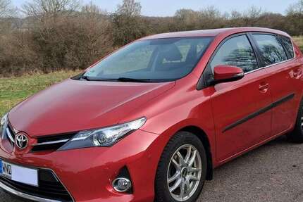 Toyota Auris 161.700 km 5.450 &euro; Tholey 66636