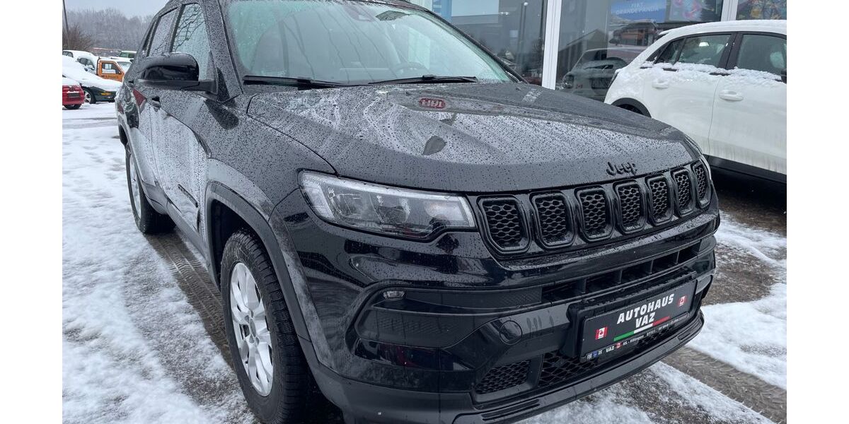 Jeep Compass 27.134 km 28.900 &euro; Villingen-Schwenningen 78052