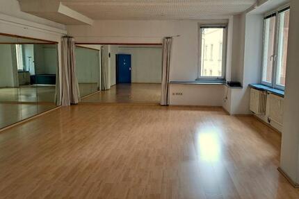 Gewerbeobjekt Freiburg im Breisgau - 15&euro; | Angebot:25523301