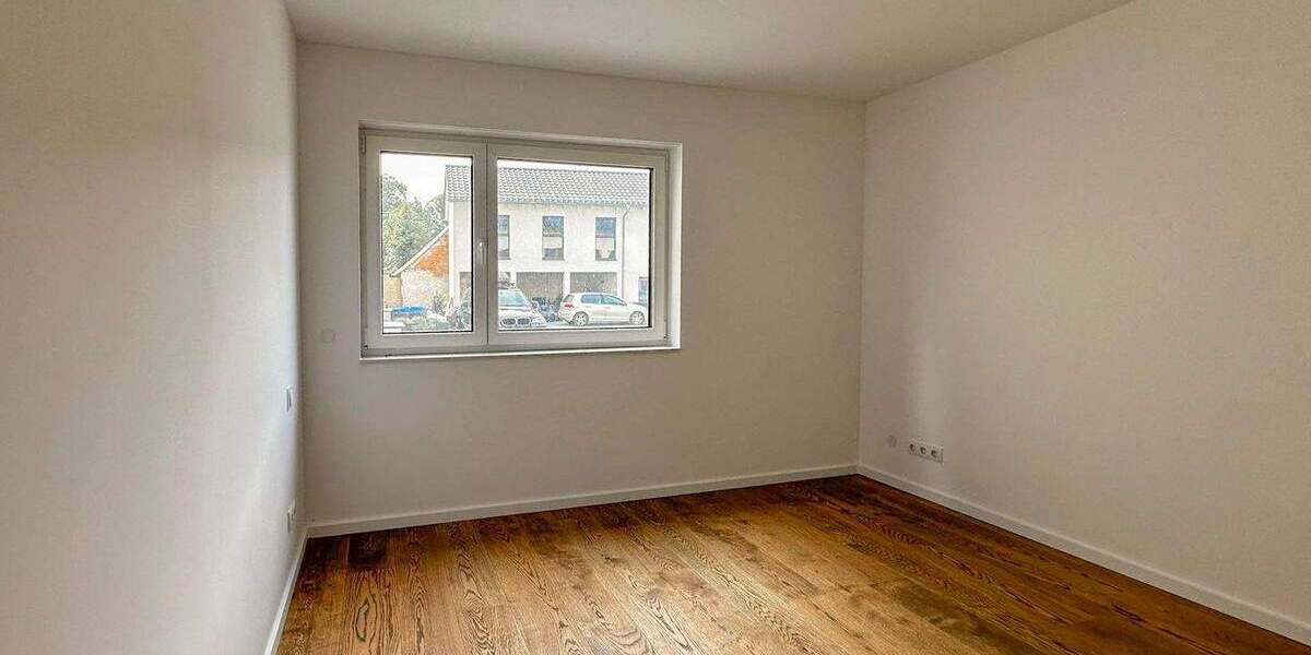 Reihenendhaus Leipzig Holzhausen - 4 Zimmer, 122 m&sup2;, 1.950&euro; | Angebot:25673843