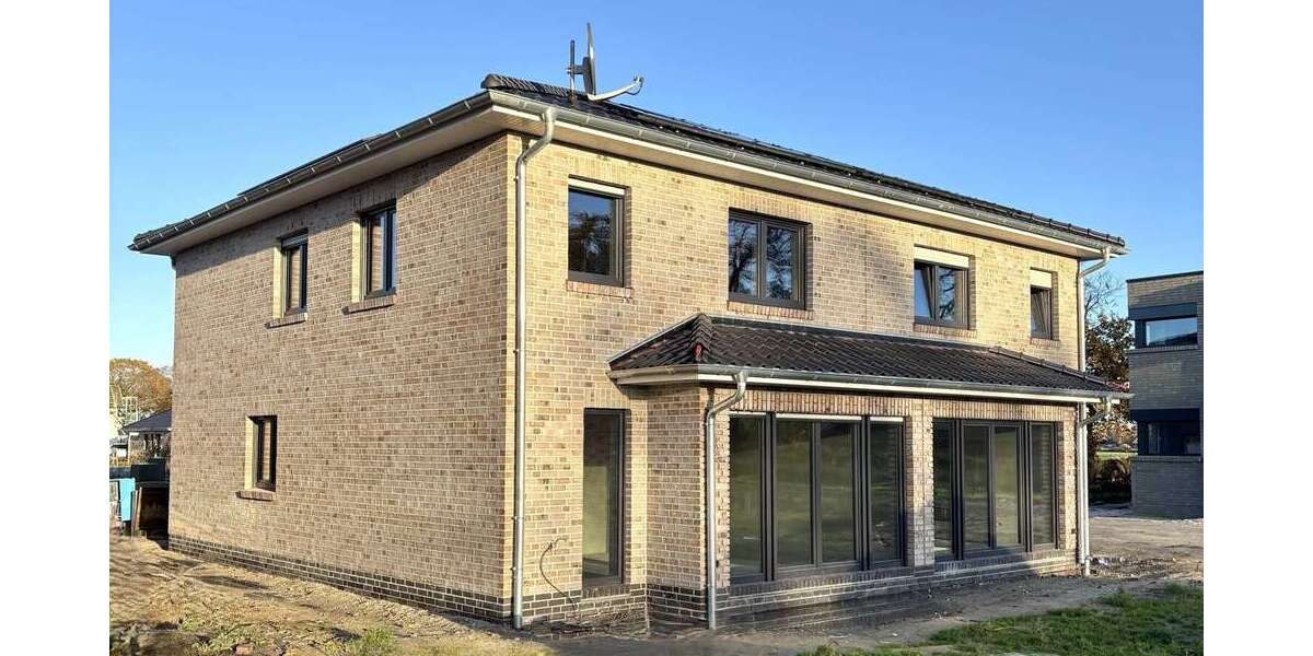 Haus zum Kaufen in Wiefelstede 378.110 € 121 m² 4 zimmer