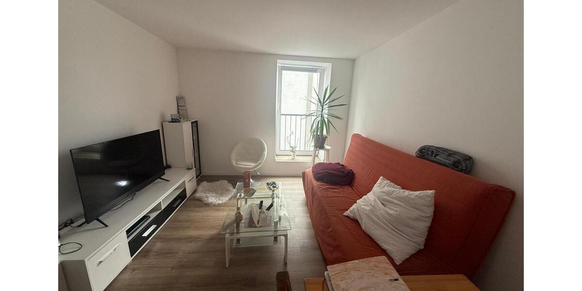 Frickhofen: Schöne Wohnung mit EBK & Keller – ca. 50 m² 2 zimmer