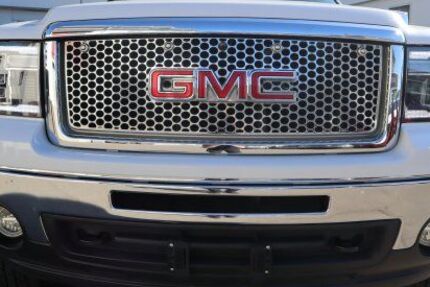GMC Sierra 157.336 km 28.890 &euro; Metzingen(NH) 72555