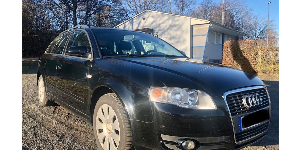 Audi A4 270.100 km 2.900 &euro; Kleinlüder 36137
