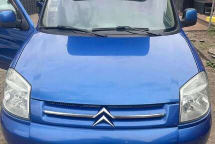 Citroen Berlingo 257.000 km 8.500 &euro; Schmalfeld 24640