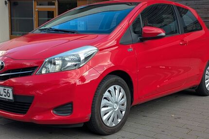 Toyota Yaris 171.000 km 3.500 &euro; Bad Homburg 61350
