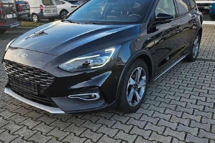 Ford Focus 49.725 km 20.990 &euro; Hoyerswerda 02977