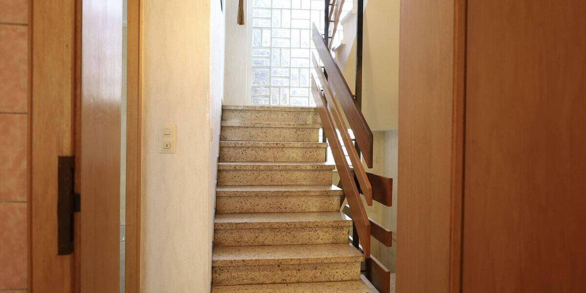 Reihenendhaus Niederheimbach - 7 Zimmer, 139 m&sup2;, 149.000&euro; | Angebot:26932098
