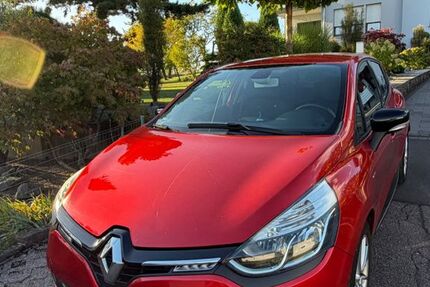 Renault Clio 156.000 km 5.400 &euro; Hösbach 63768