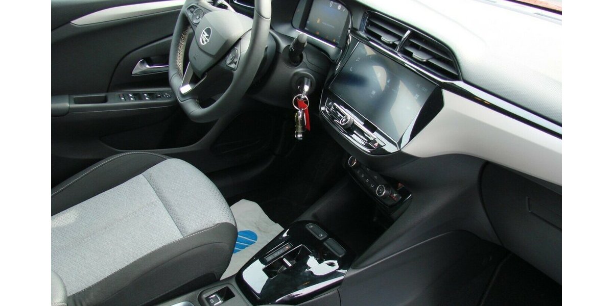 Opel Corsa 1.2 Turbo Edition Kamera 180º LED Totwinkel 8.205 km 17.980 &euro; Falkensee 14612