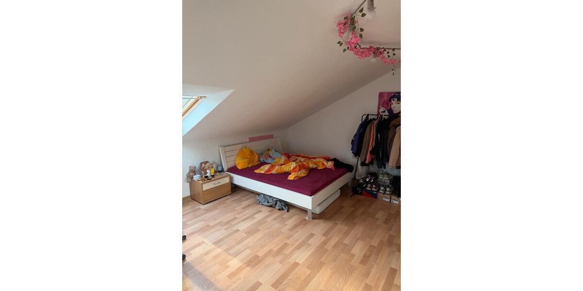 Dachgeschoßwohnung Geilenkirchen - 3 Zimmer, 51 m&sup2;, 780&euro; | Angebot:25397364