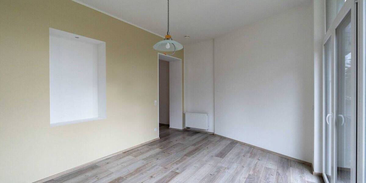 Etagenwohnung Bad Schmiedeberg - 2 Zimmer, 89 m&sup2;, 695&euro; | Angebot:26805944