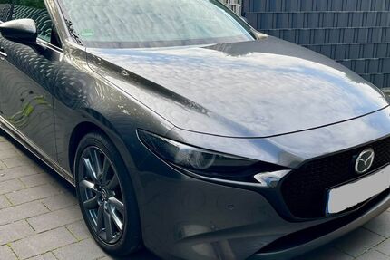 Mazda 3 56.395 km 17.900 € Bocholt 46395