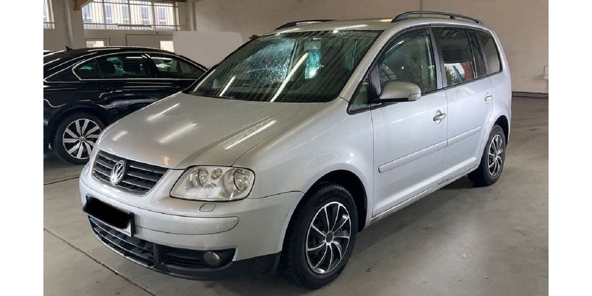 VW Touran 250.000 km 2.999 &euro; Berlin 13405