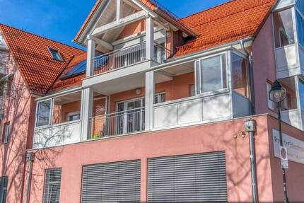 Zentral. Modern. Lichtdurchflutet! 3 zimmer