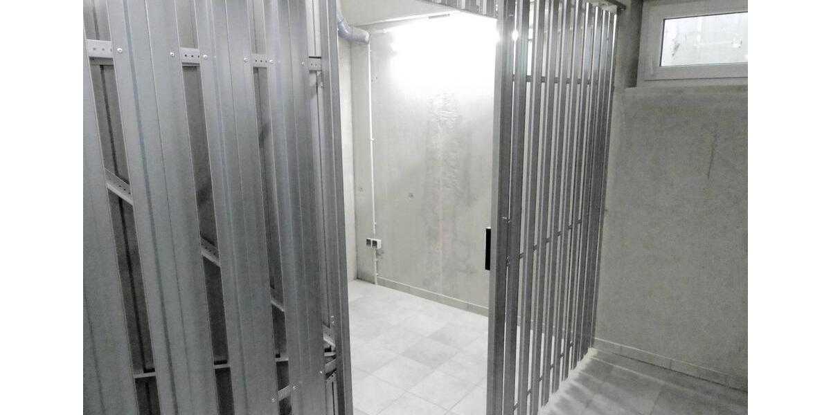 Dachgeschoßwohnung Neustadt an der Donau - 3 Zimmer, 90 m&sup2;, 900&euro; | Angebot:26632550