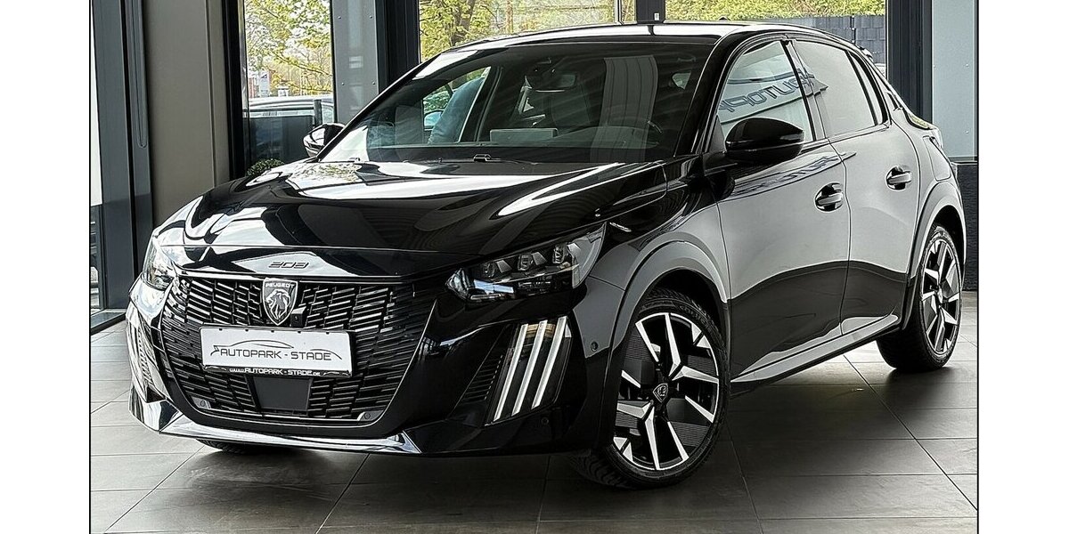 Peugeot 208 Hybrid GT Pano LED Kam Assist Keyless Temp 18.900 km 18.990 &euro; Stade 21682