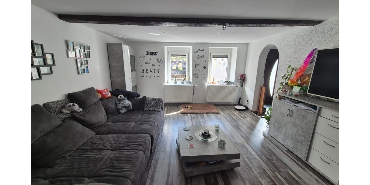 Umfangreich renoviertes Reihenhaus mit neuer Gasheizung in WiesenthalerhofErzhütte 4 zimmer