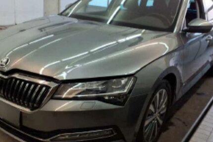 Skoda Superb 42.687 km 35.790 &euro; Saarbrücken 66130