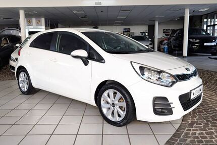 Kia Rio 124.600 km 7.399 &euro; Hilden 40721