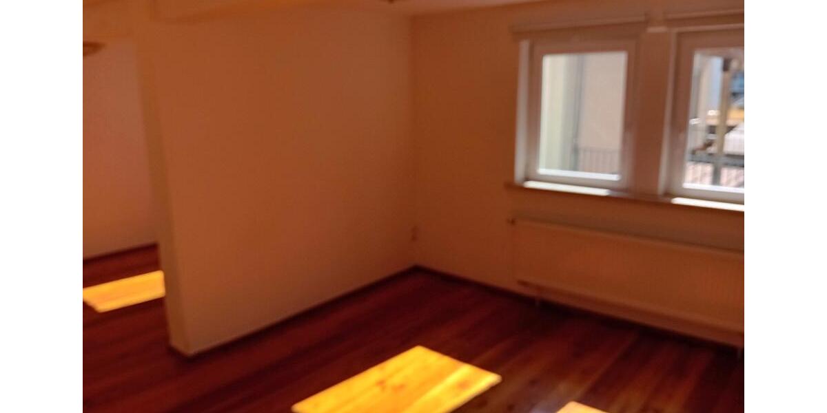 Einfamilienhaus Coburg - 3 Zimmer, 160 m&sup2;, 1.390&euro; | Angebot:26556485