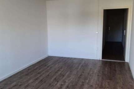 Wohnung zum Mieten in Dresden 310 € 37 m² 1 zimmer