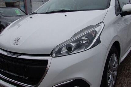 Peugeot 208 80.890 km 5.490 &euro; Dachau (bei München) 85221