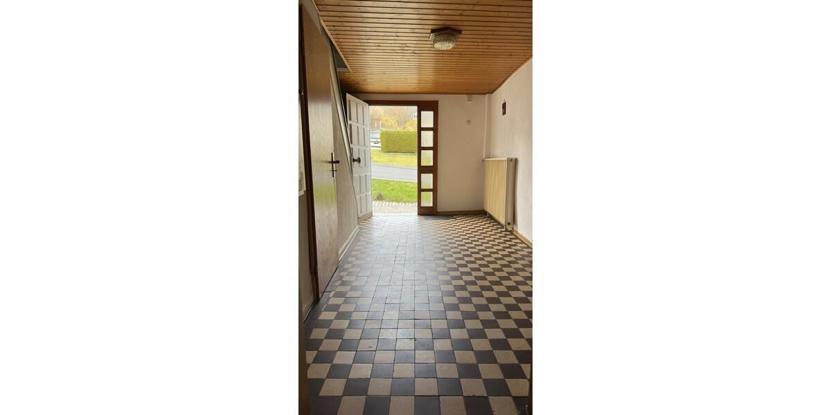 Einfamilienhaus Wilnsdorf - 6 Zimmer, 180 m&sup2;, 179.000&euro; | Angebot:26945219