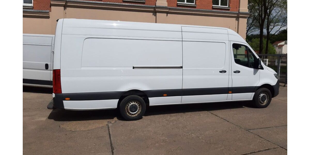 Mercedes-Benz Sprinter 138.601 km 24.500 &euro; Gera 07545