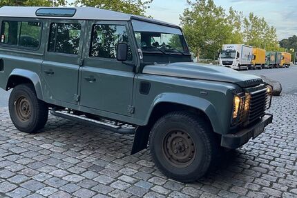 Land Rover Defender 69.000 km 36.800 &euro; Kiel 24113
