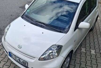 Daihatsu Sirion 142.000 km 3.800 € Waldmünchen 93449