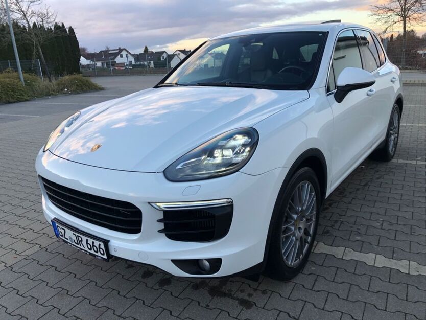 Porsche Cayenne 187.000 km 36.890 € Ichenhausen-Hochwang 89335