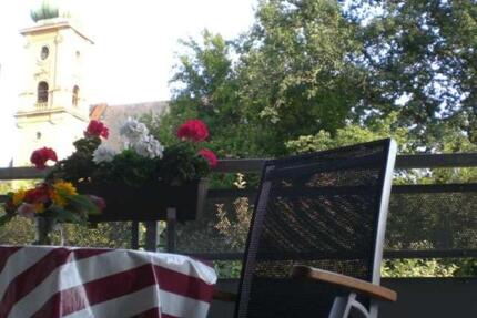 1-Zimmer-Wohnung 40m² möbliert, Balkon, zentrale Lage 1 zimmer