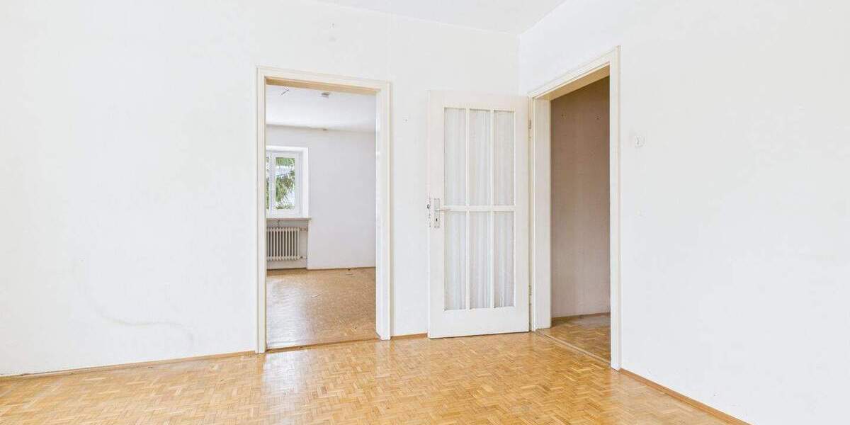 Mehrfamilienhaus, Wohnhaus Augsburg Haunstetten - 9 Zimmer, 219 m&sup2;, 895.000&euro; | Angebot:25736018