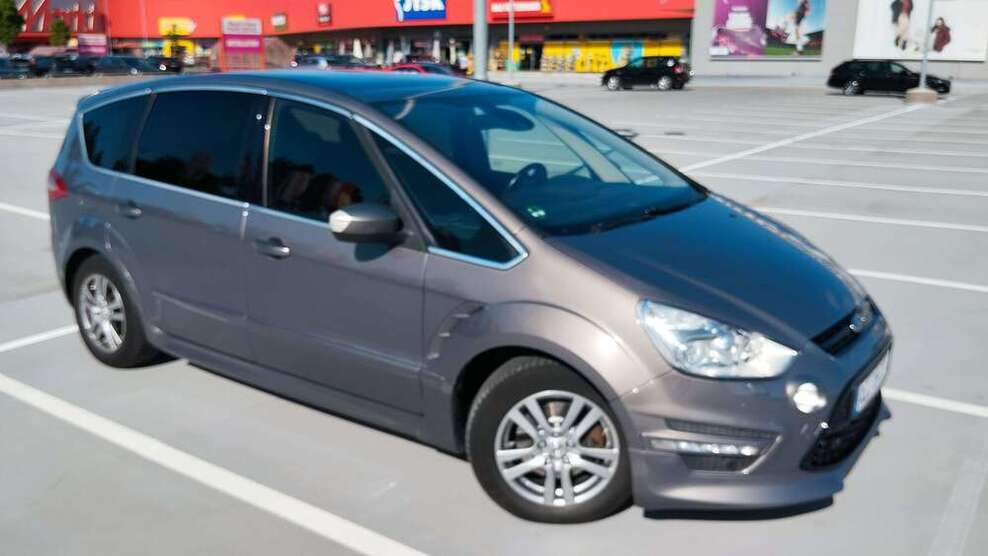 S-Max