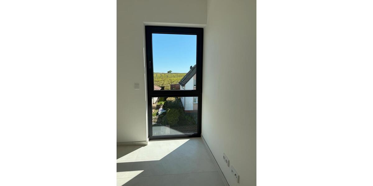 Maisonettenwohnung Nierstein - 5 Zimmer, 121 m&sup2;, 1.950&euro; | Angebot:26405795