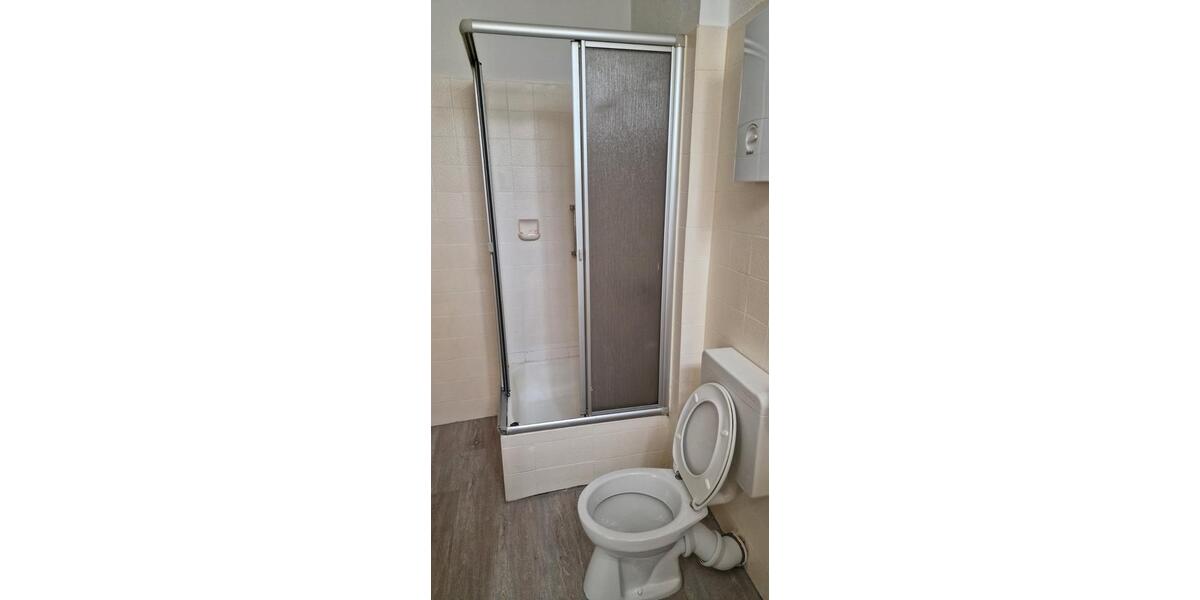 Etagenwohnung Stolberg (Rheinland) - 2 Zimmer, 65 m&sup2;, 450&euro; | Angebot:26415699