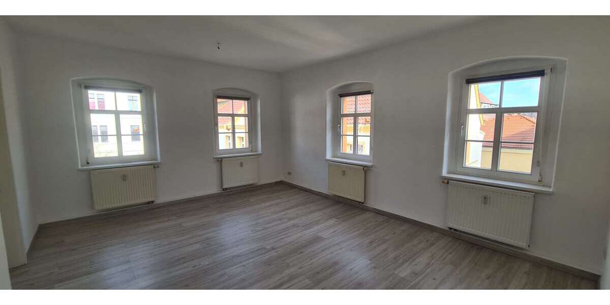 Etagenwohnung Reichenbach - 2.5 Zimmer, 66 m&sup2;, 350&euro; | Angebot:19793096