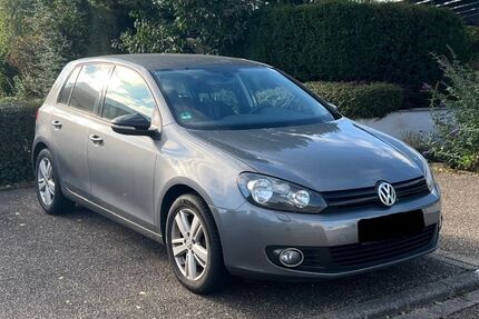 VW Golf 86.000 km 9.499 € Vaihingen an der Enz 71665