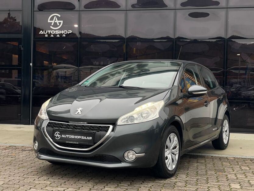 Peugeot 208 61.415 km 6.990 € Saarbrücken 66117
