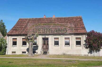 Haus zum Kaufen in Betzin 230.000 € 160 m²