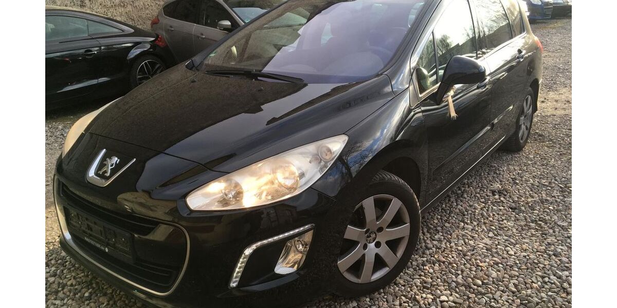 Peugeot 308 130.000 km 3.950 &euro; Berlin 10245