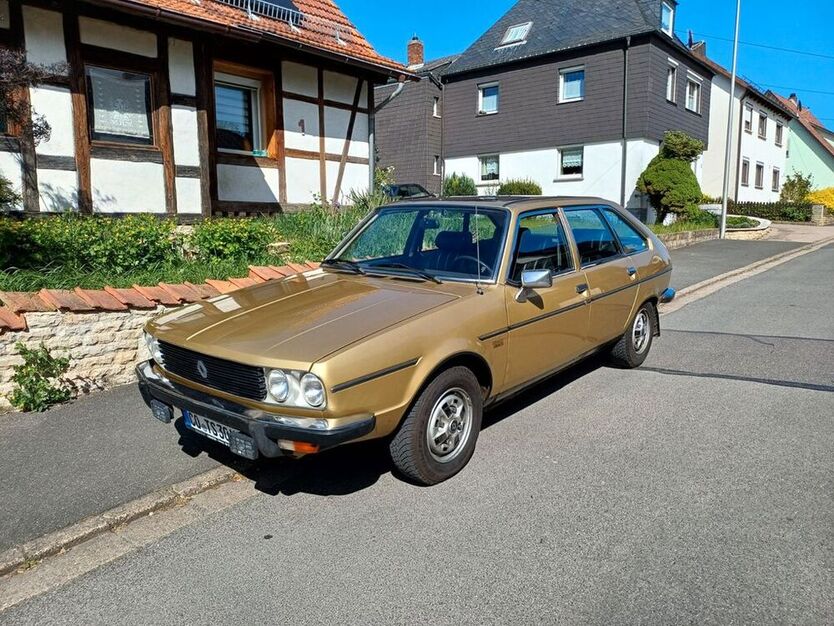 R 30