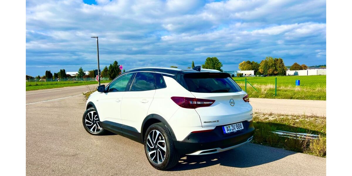 Opel Grandland (X) 122.000 km 16.400 &euro; Augsburg 86167