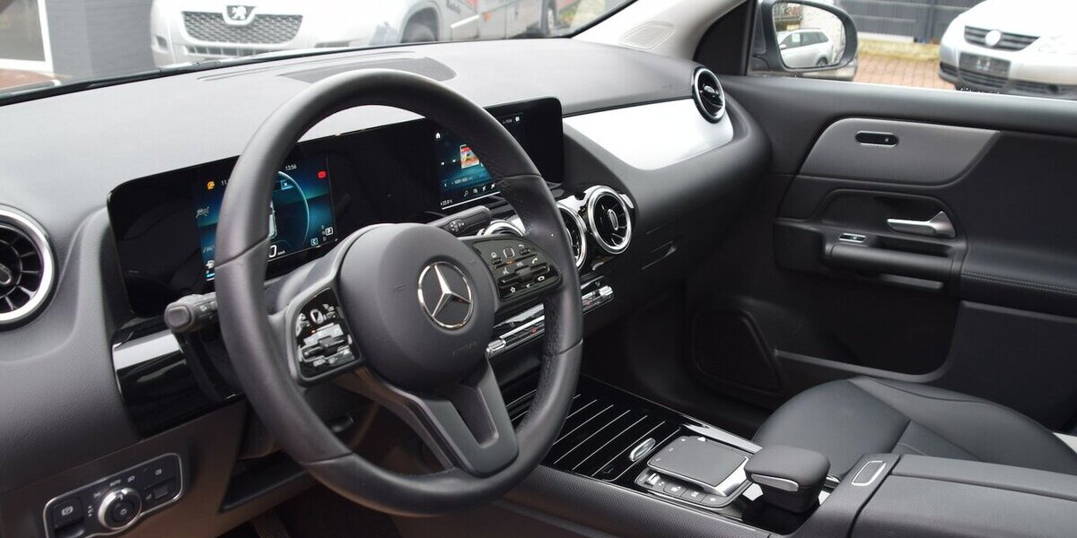 Mercedes-Benz GLA 200 d Style Aut.8G Navi*Panorama*Leder*LED* 142.165 km 22.980 &euro; Rastede 26160