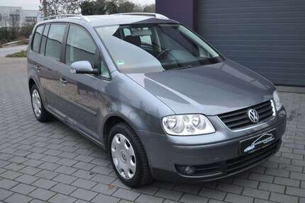 VW Touran 108.000 km 5.950 &euro; Mannheim 68305