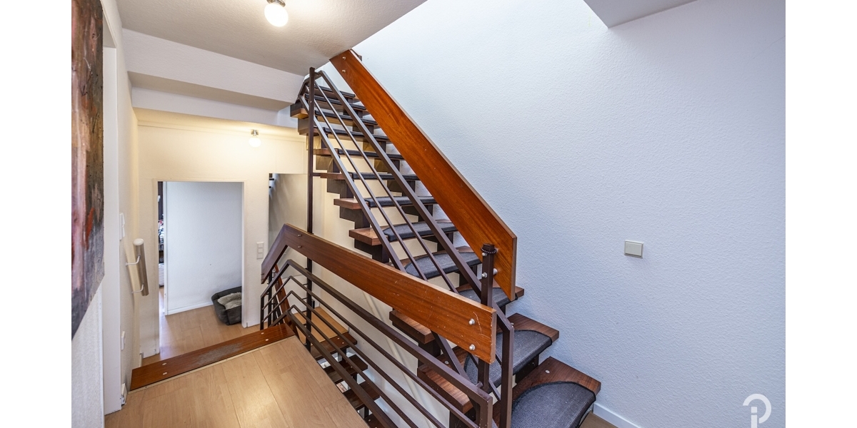 Charmantes Split-Level-Reihenendhaus in unmittelbarer Rheinnähe im Herzen von Düsseldorf-Benrath - Reihenendhaus Düsseldorf Stadtbezirk 9 | Angebot:26645354