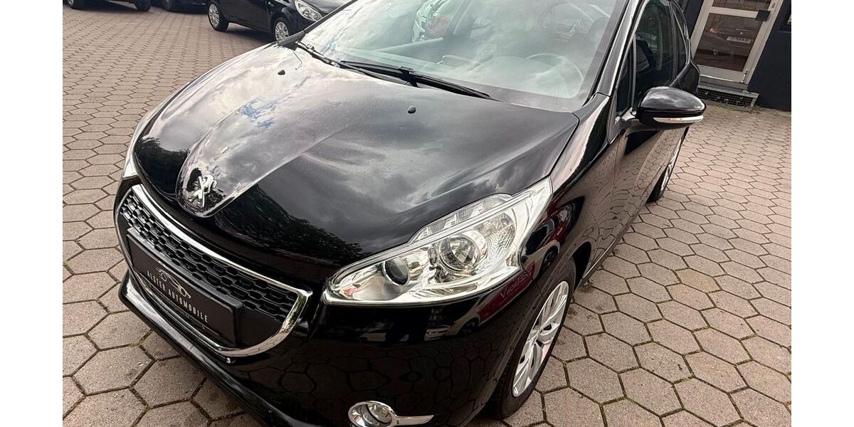 Peugeot 208 62.000 km 5.700 &euro; Hamburg 20097