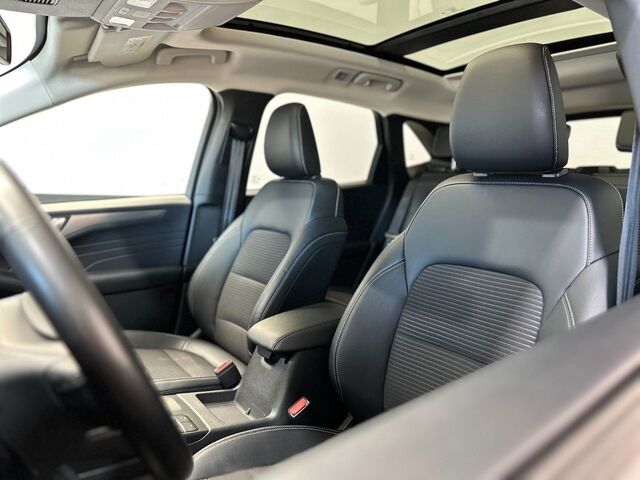 Ford Kuga 2.5 Duratec Titanium X Navi*Leder*HUD*LED 65.016 km 24.790 &euro; Gebesee 99189